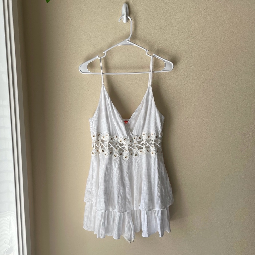 Eyelet Ruffle Romper 🤍 - Picture 5 of 12